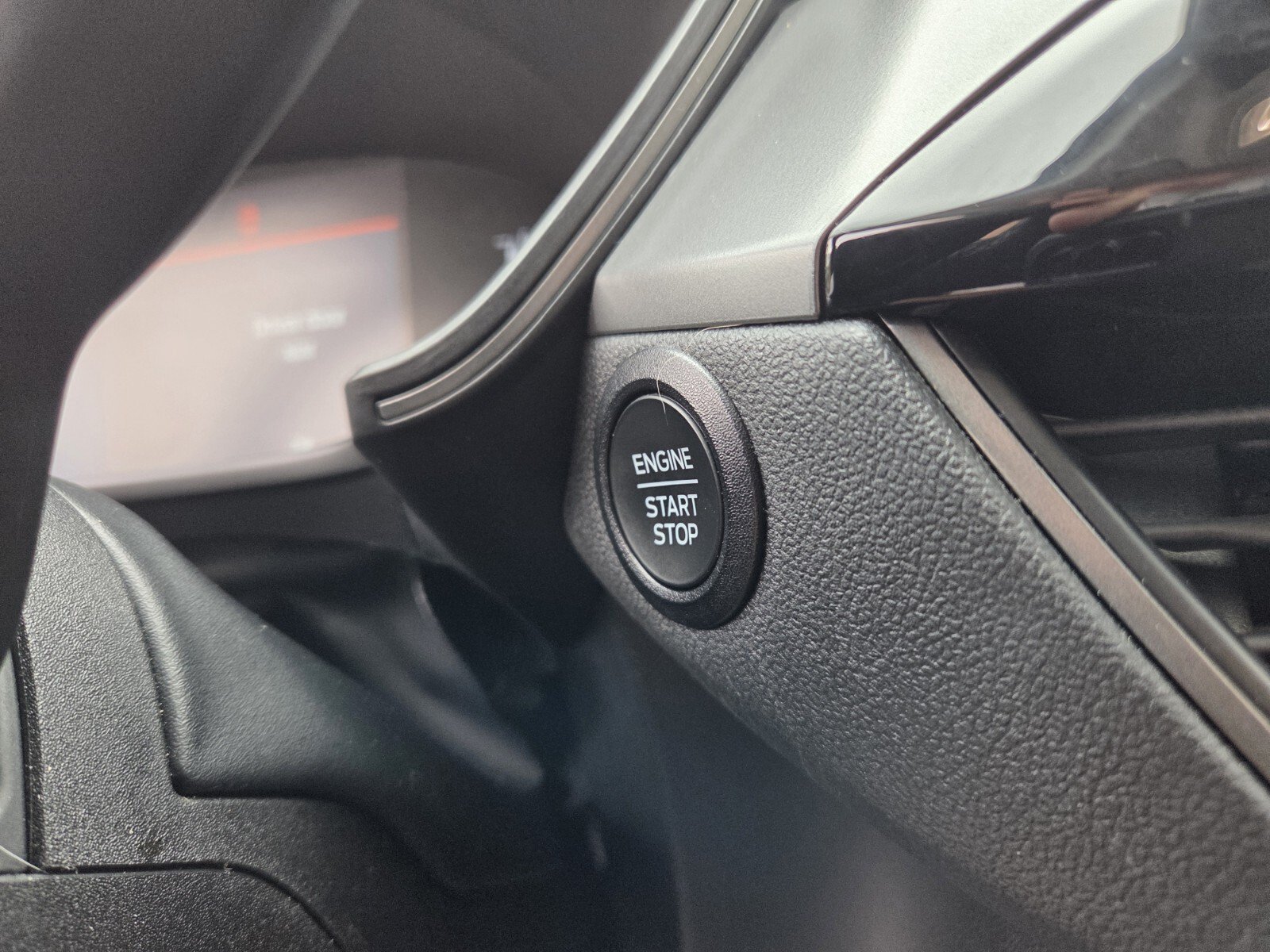 Used 2024 Ford Escape Active AWD/4WD image 27