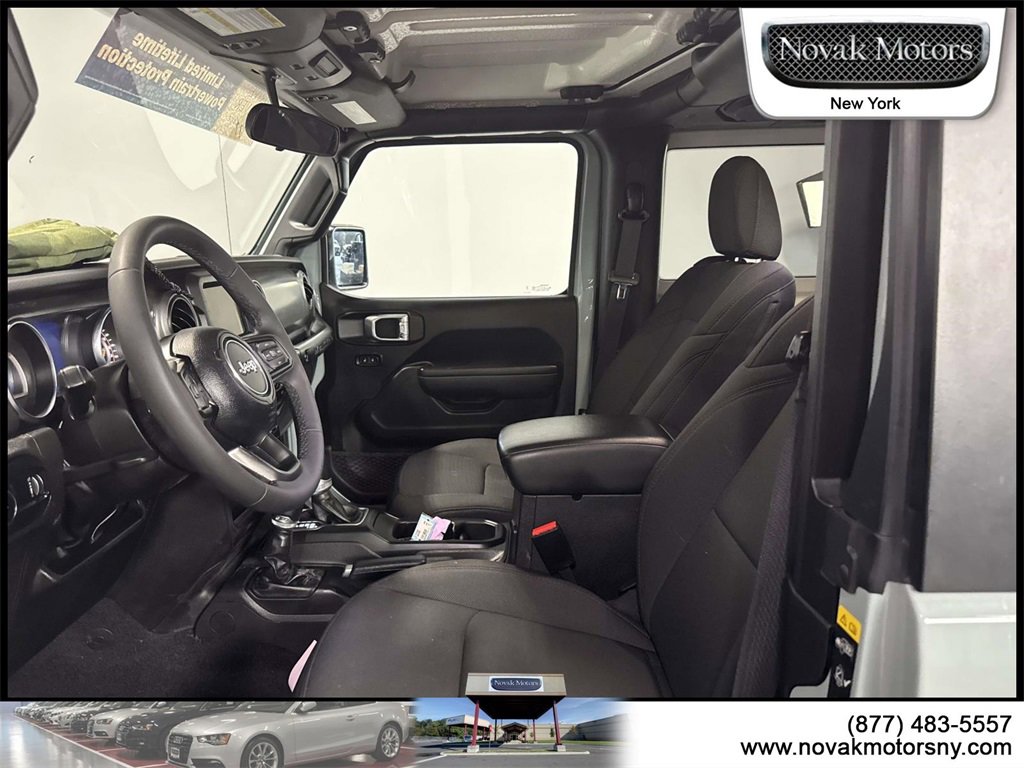 Used 2023 Jeep Wrangler Sport S image 11