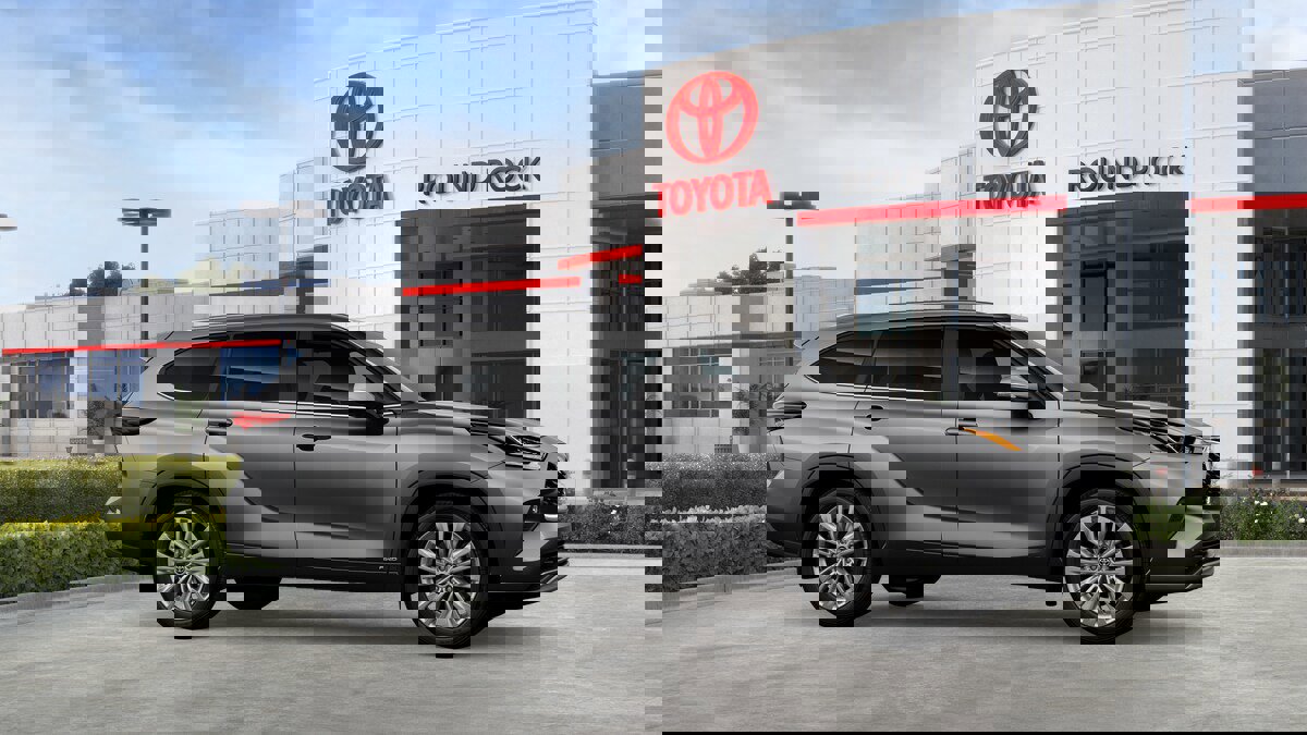 New 2026 Toyota Highlander Platinum image 13