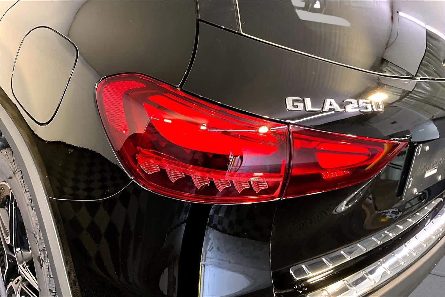 New 2026 Mercedes-Benz GLA 250 4MATIC image 5