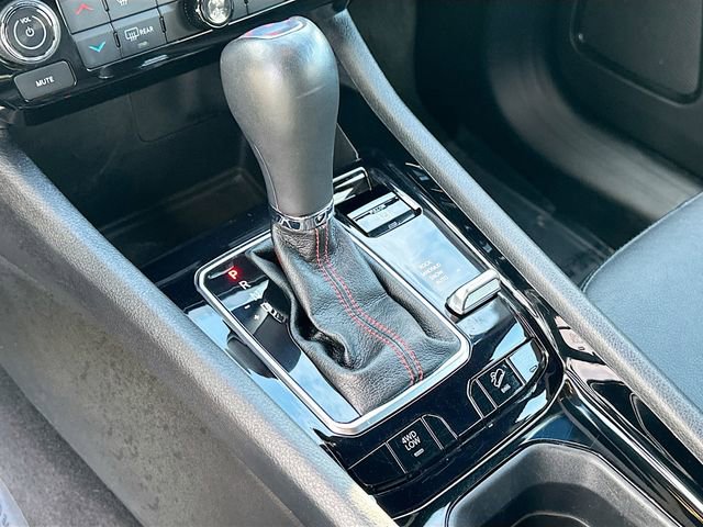 Used 2024 Jeep Compass Trailhawk image 16