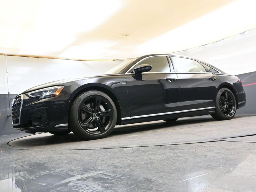 Certified 2025 Audi A8 L 3.0T image 39
