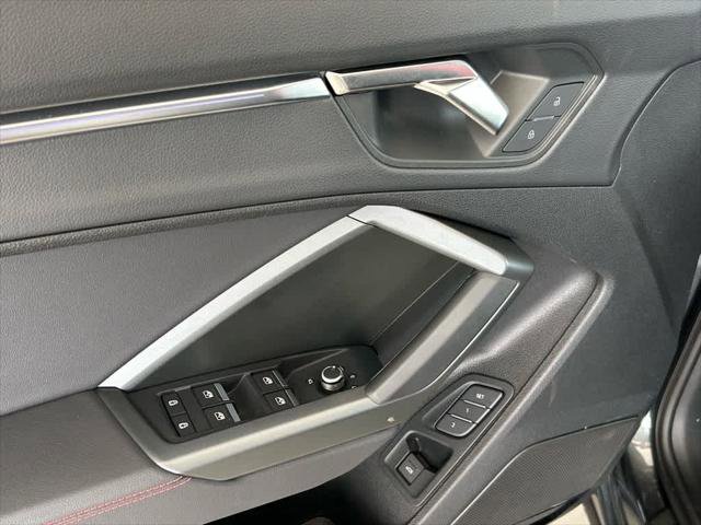Certified 2025 Audi Q3 2.0T Premium Plus w/ Premium Plus Package image 10