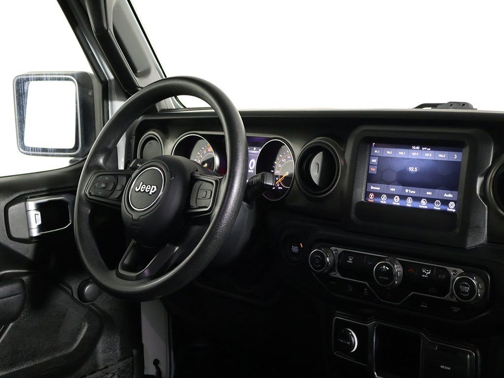 Used 2022 Jeep Wrangler Unlimited Sport image 28