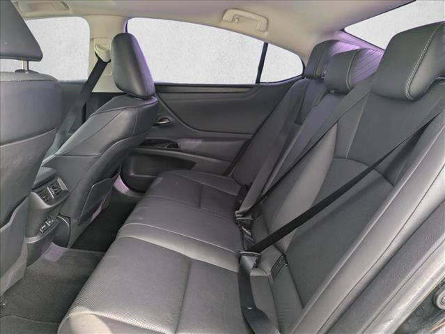 Used 2022 Lexus ES 300h w/ Premium Package FWD image 18