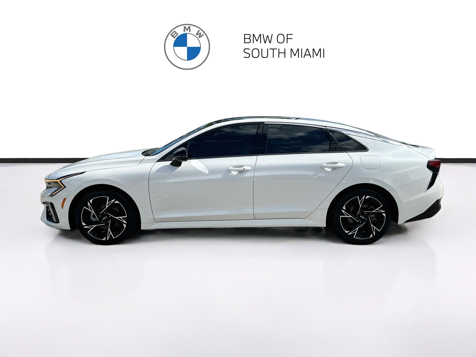 Used 2025 Kia K5 GT-Line w/ GT-Line Premium Package FWD image 4
