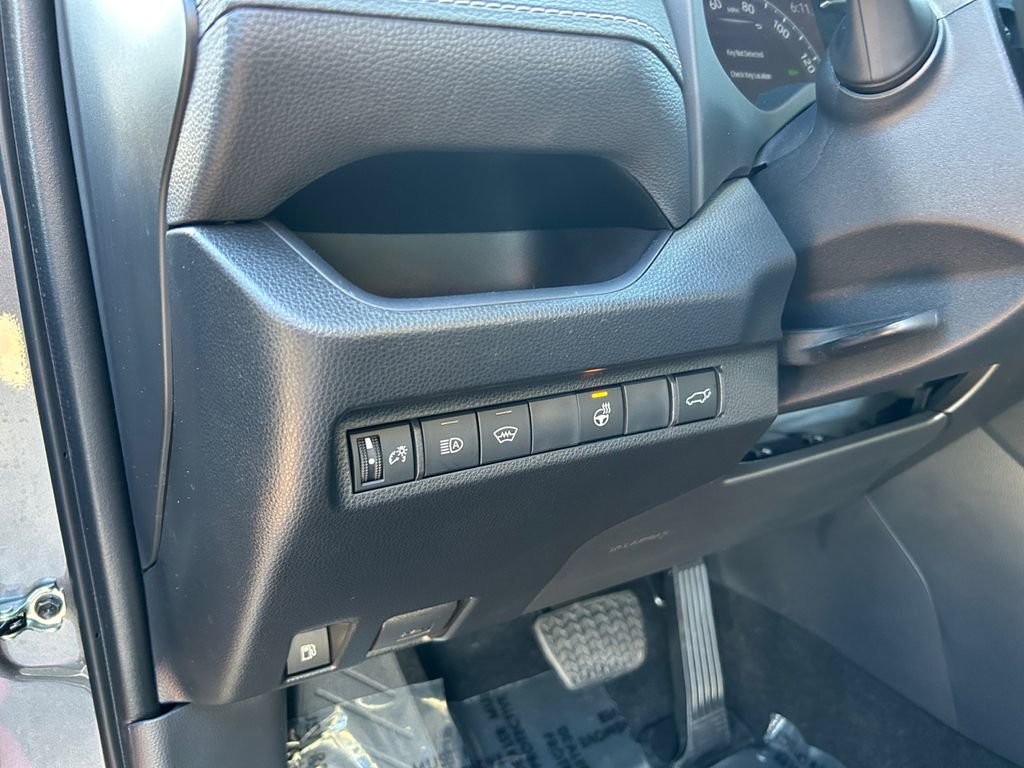 Used 2024 Toyota RAV4 XLE w/ Convenience Package AWD/4WD image 20