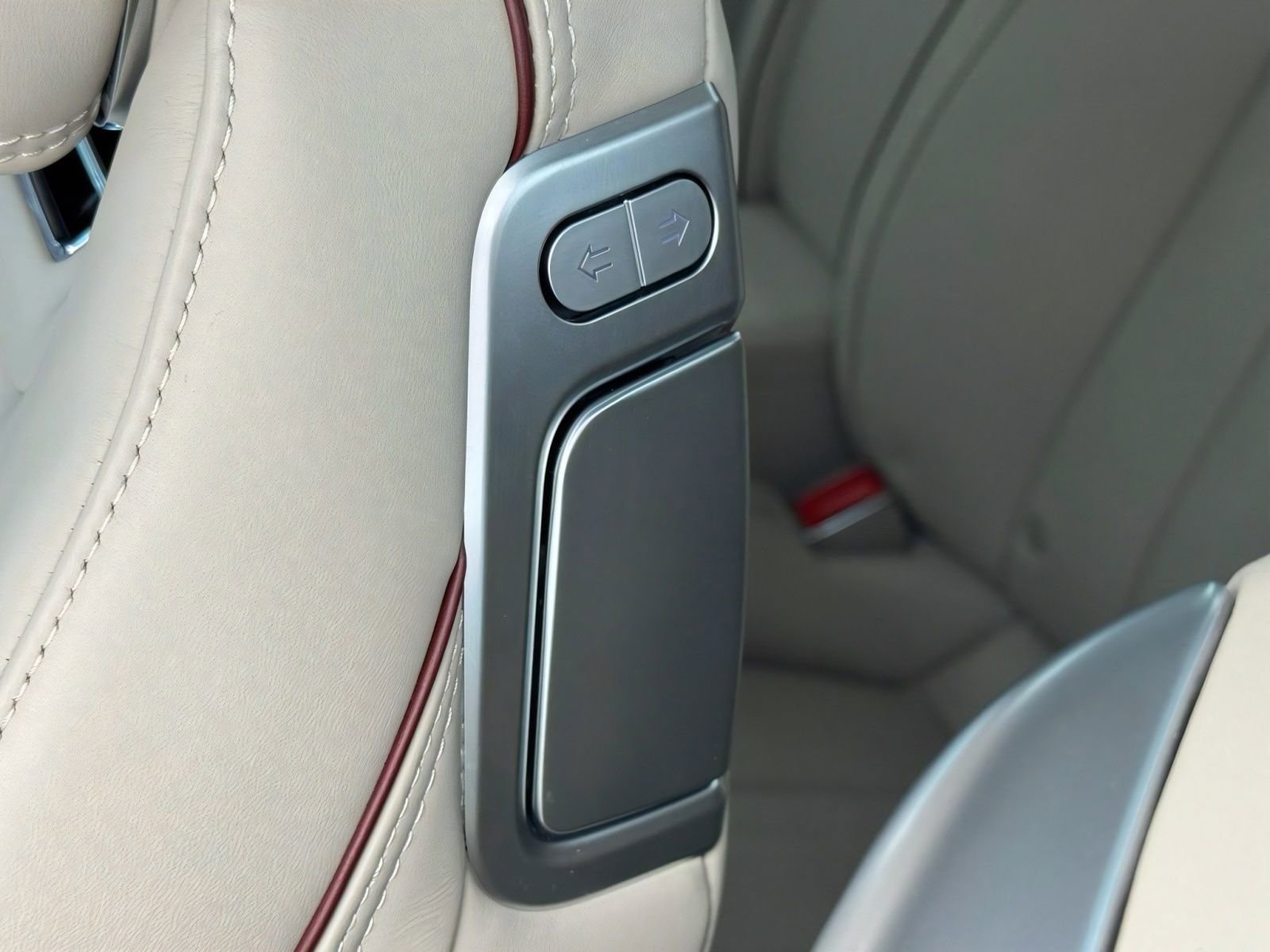 Used 2024 Bentley Continental GT AWD/4WD image 35