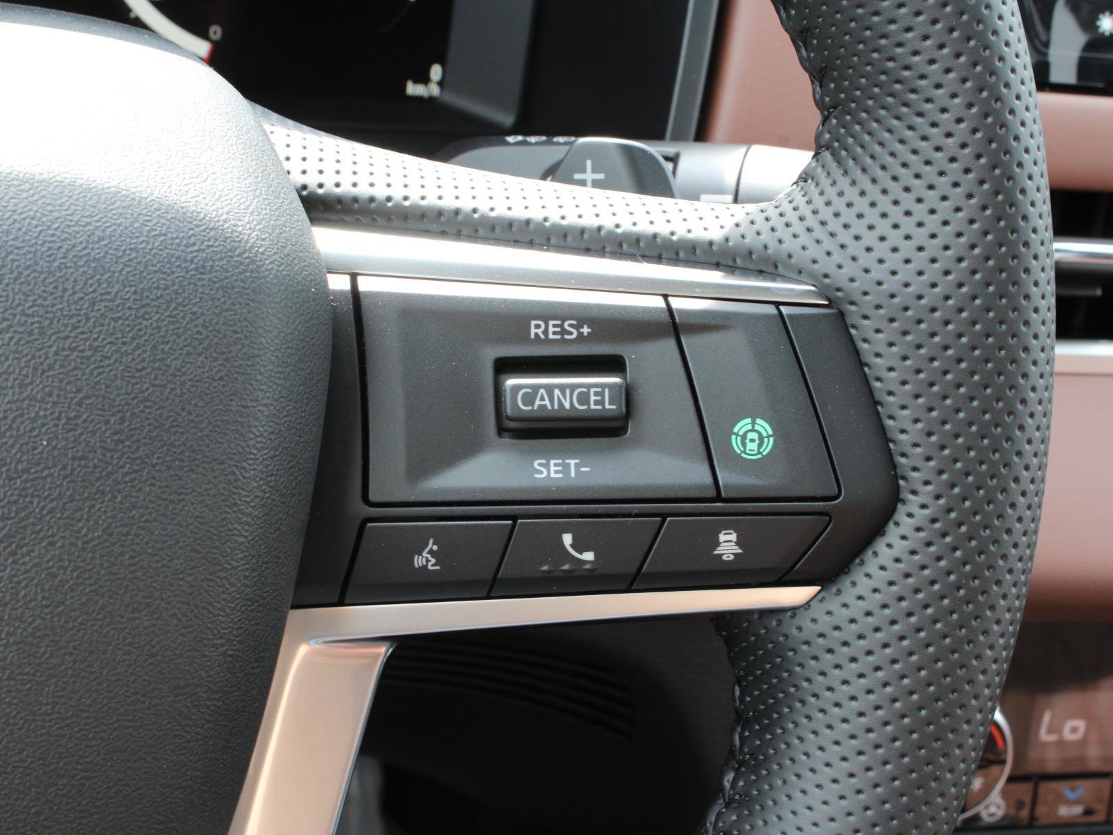 New 2025 Mitsubishi Outlander SEL image 35