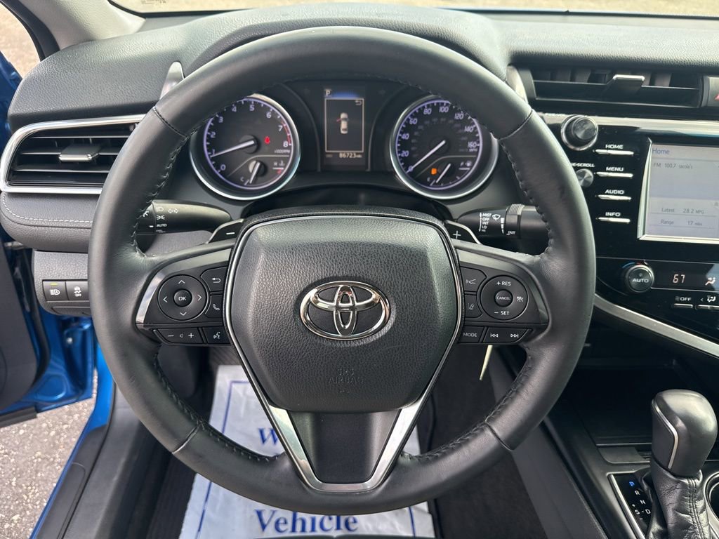 Used 2018 Toyota Camry SE image 4