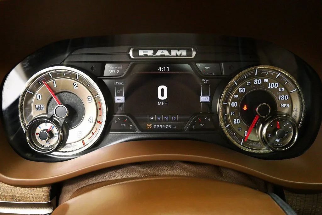 Used 2022 RAM 3500 Limited AWD/4WD image 25