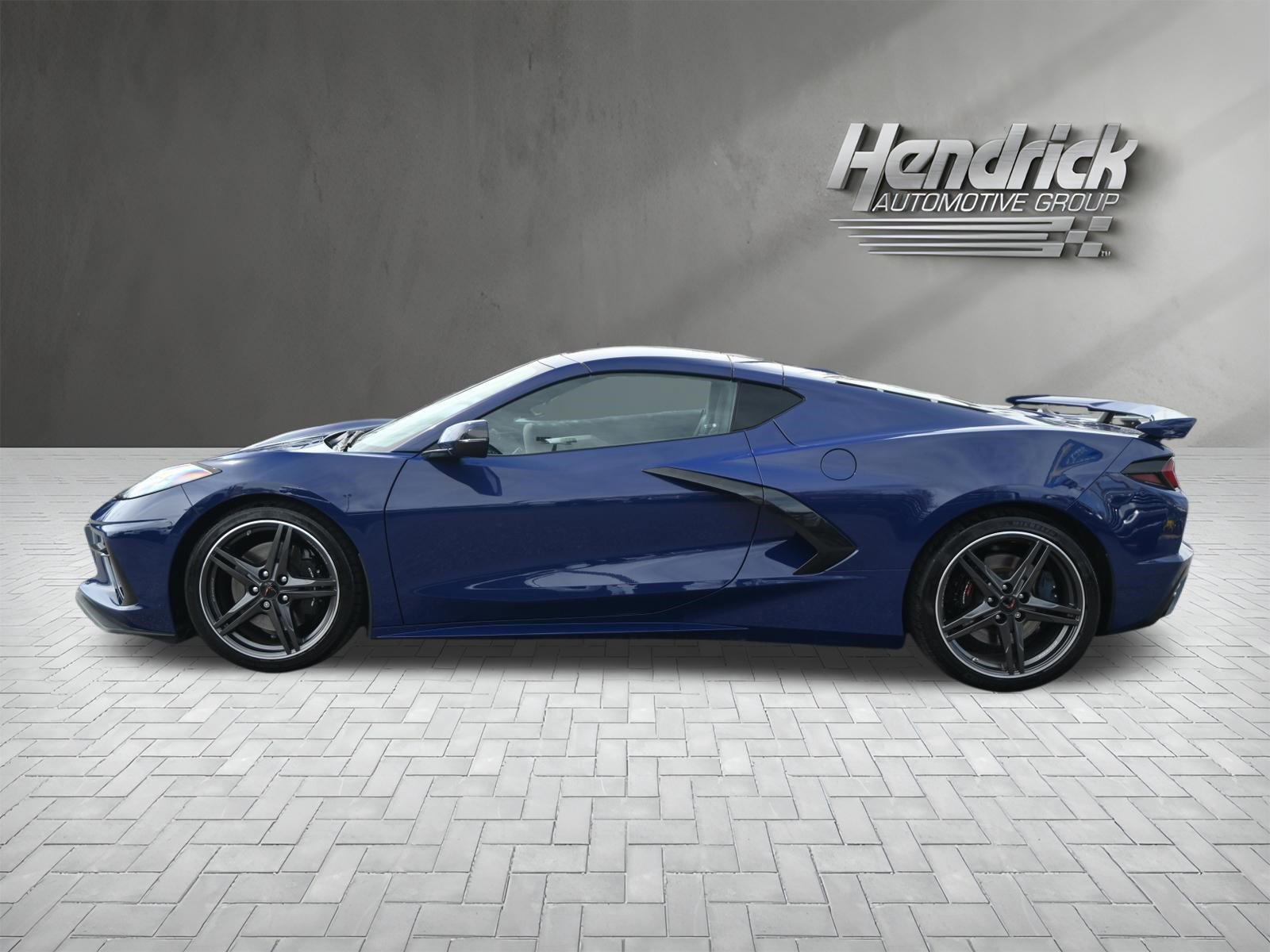 Used 2025 Chevrolet Corvette Stingray Premium Cpe w/ Z51 Performance Package image 9
