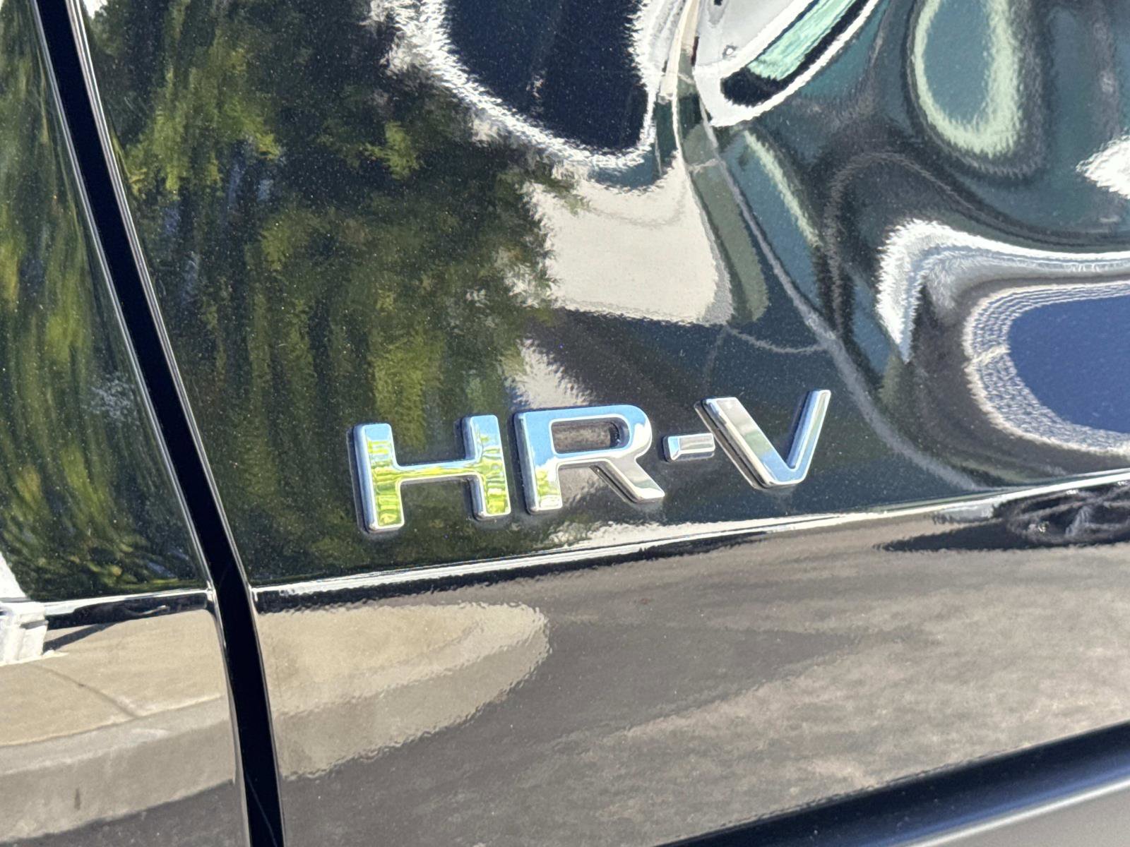 Used 2023 Honda HR-V LX image 27