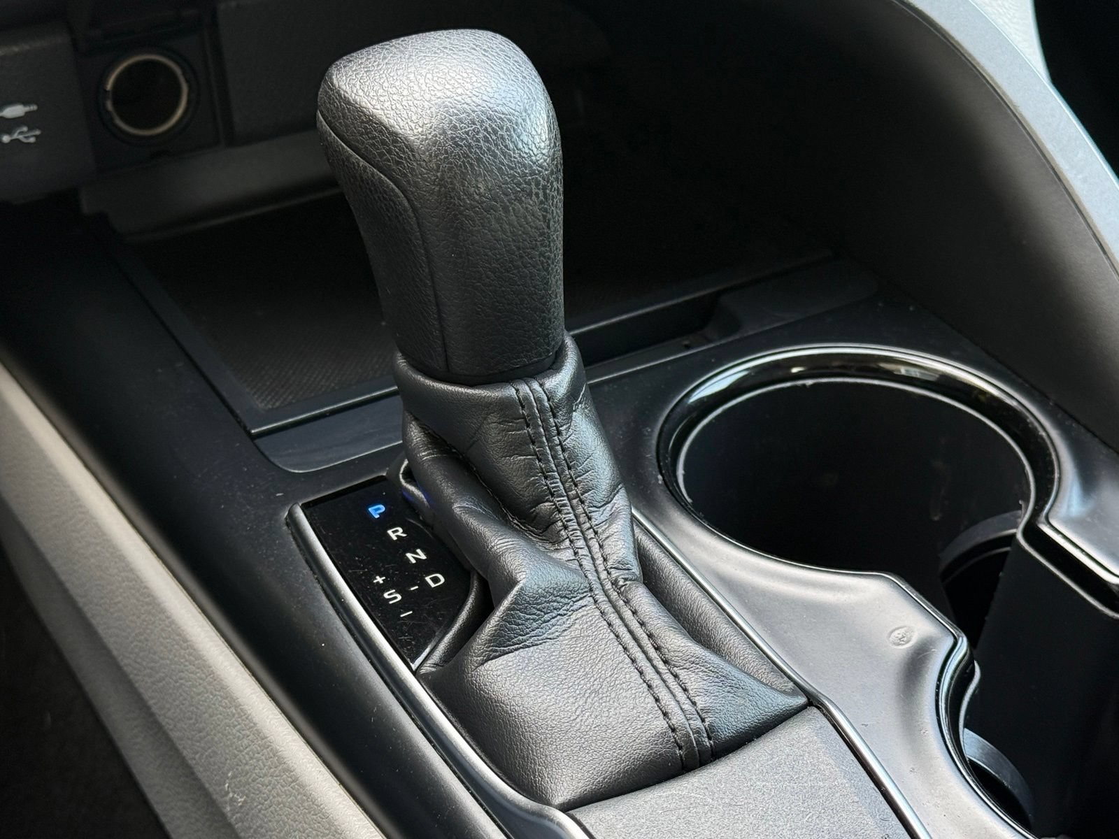 Used 2018 Toyota Camry LE FWD image 31