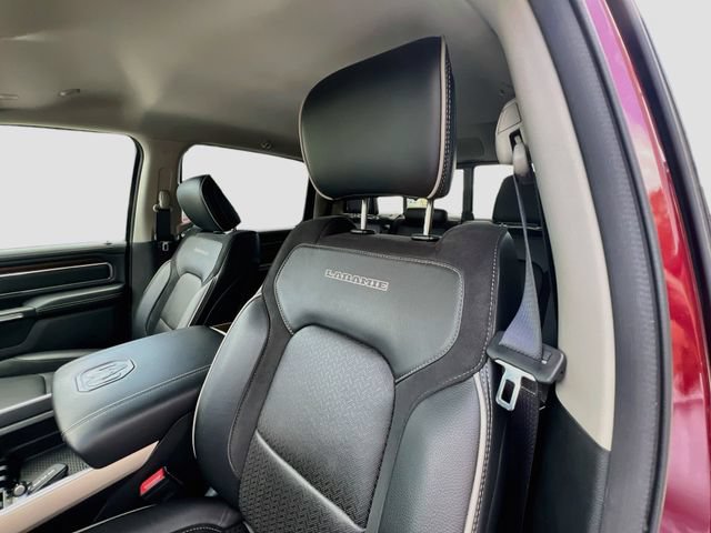 Used 2022 RAM 1500 Laramie AWD/4WD image 5