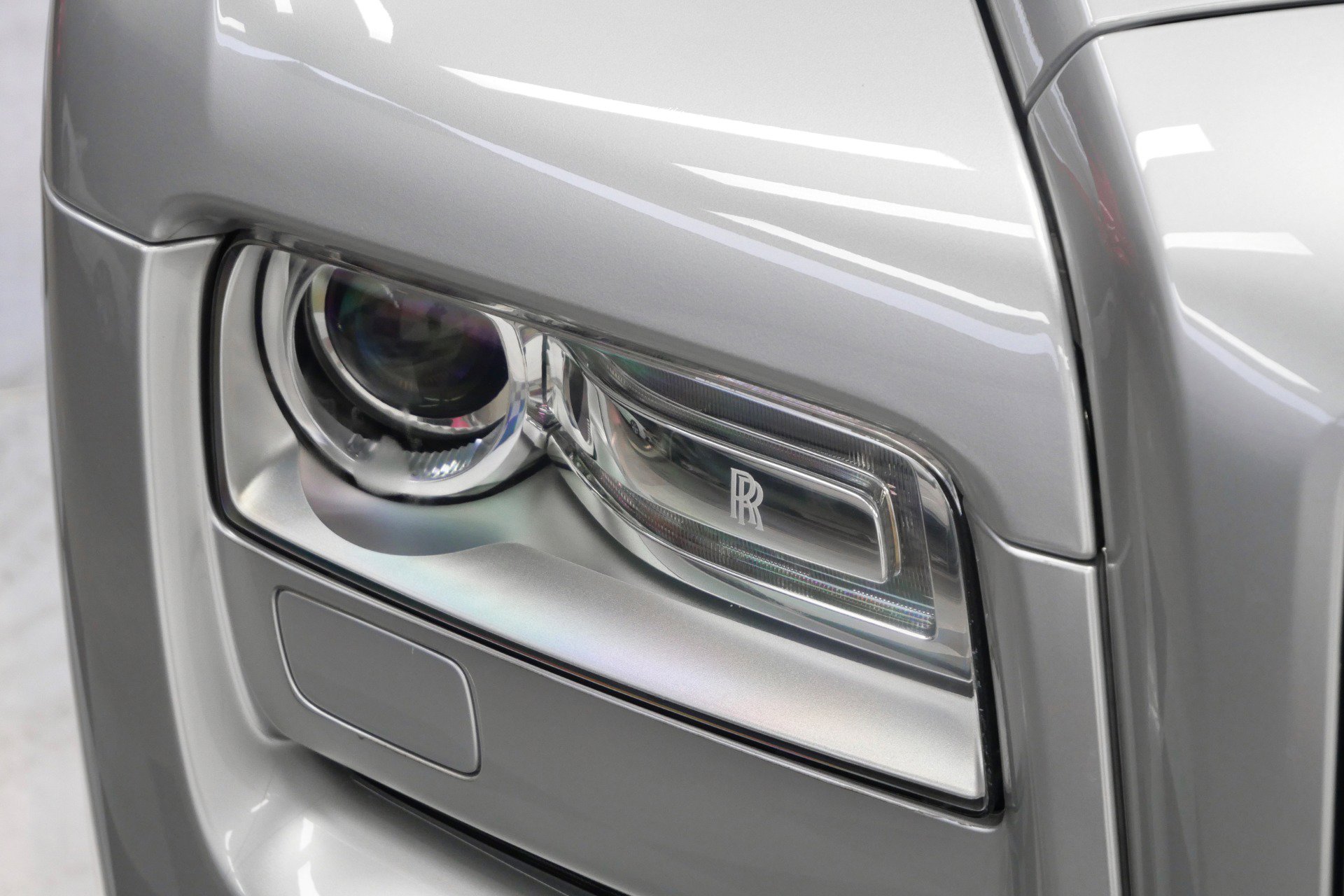 Used 2013 Rolls-Royce Ghost image 37