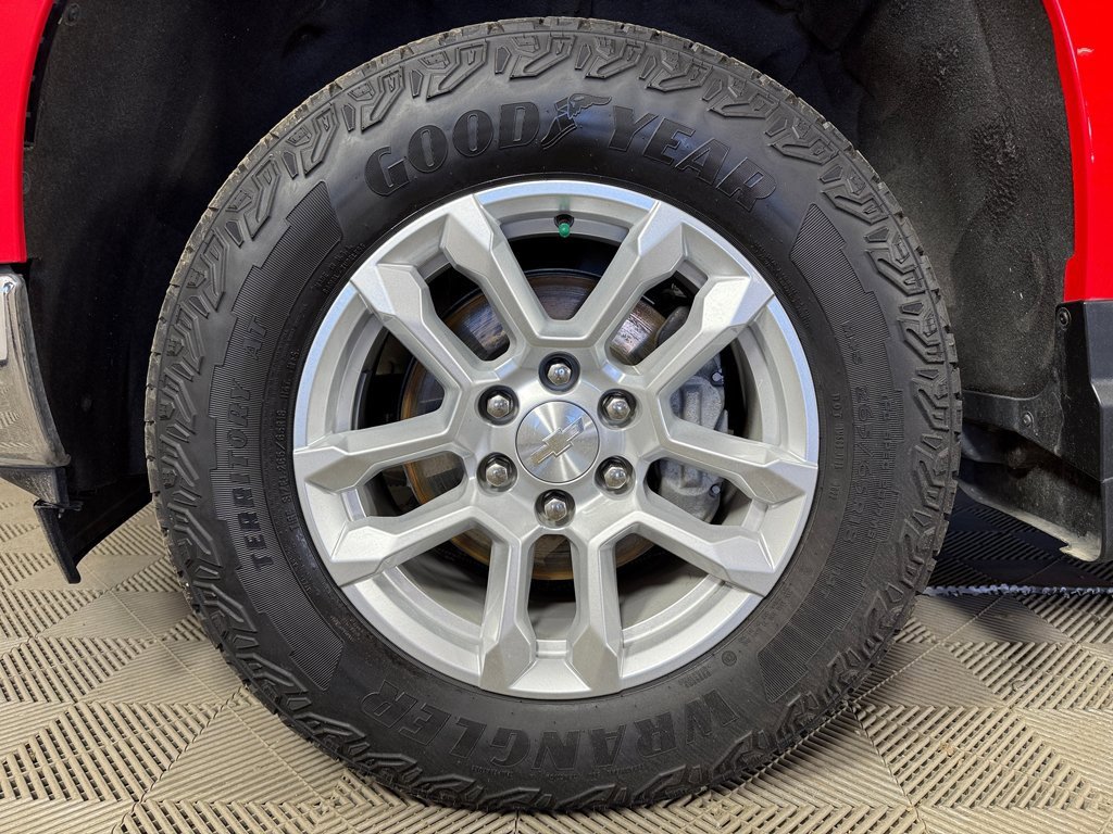 Used 2022 Chevrolet Silverado 1500 LT image 17