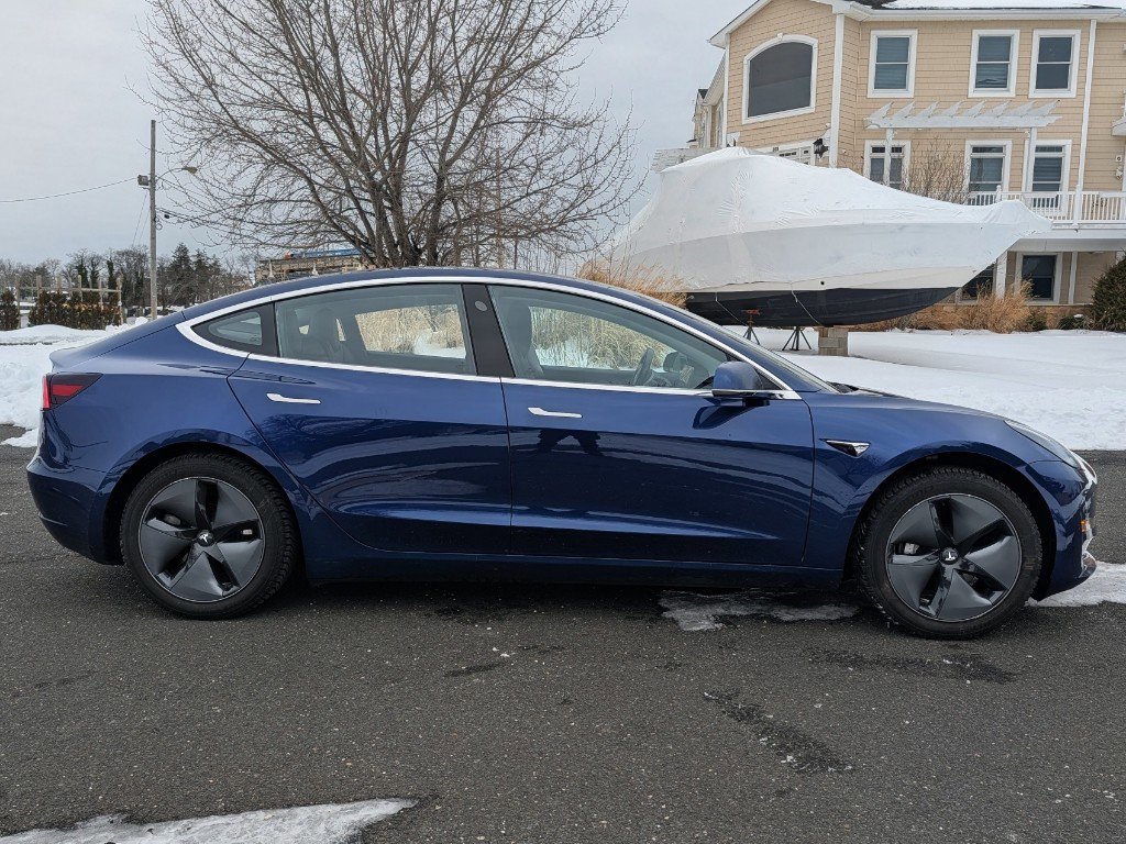 Used 2018 Tesla Model 3 Mid Range image 10