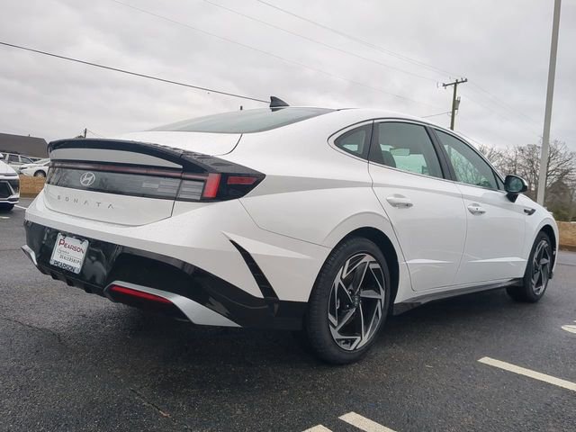 New 2026 Hyundai Sonata SEL FWD image 4