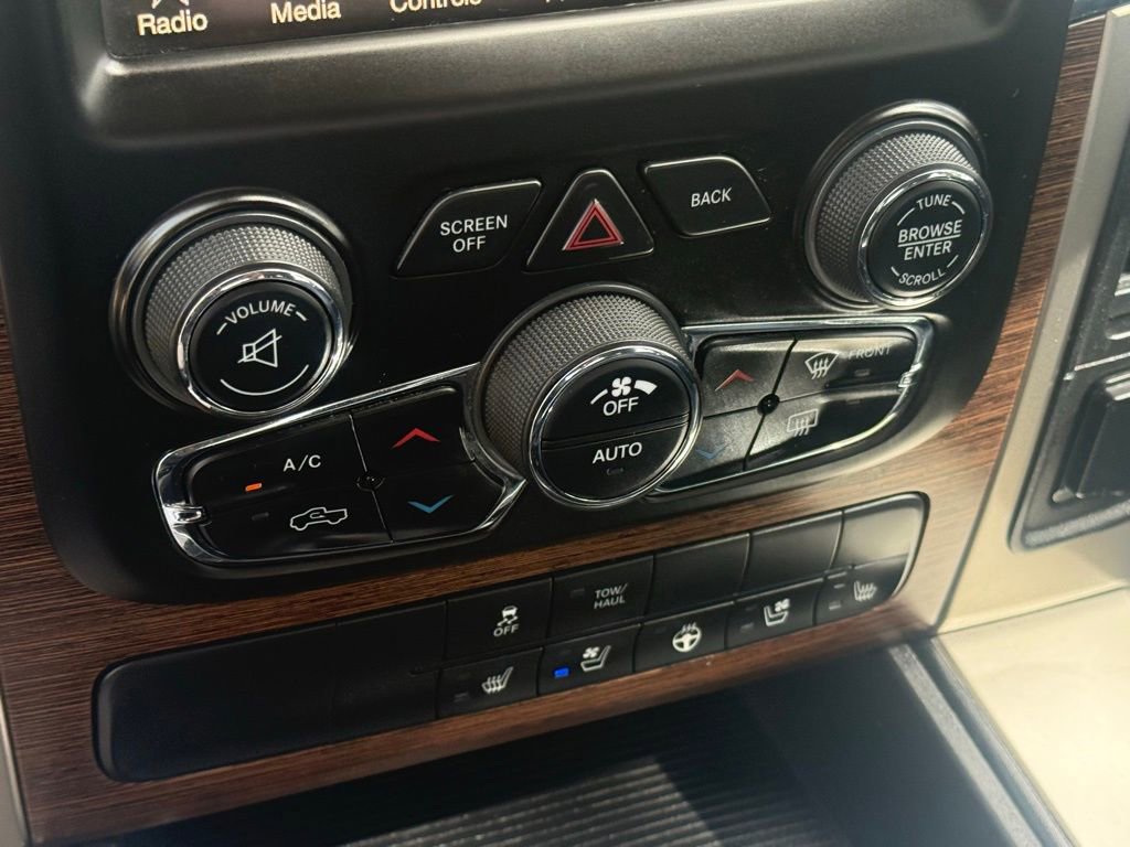 Used 2014 RAM 1500 Laramie image 15