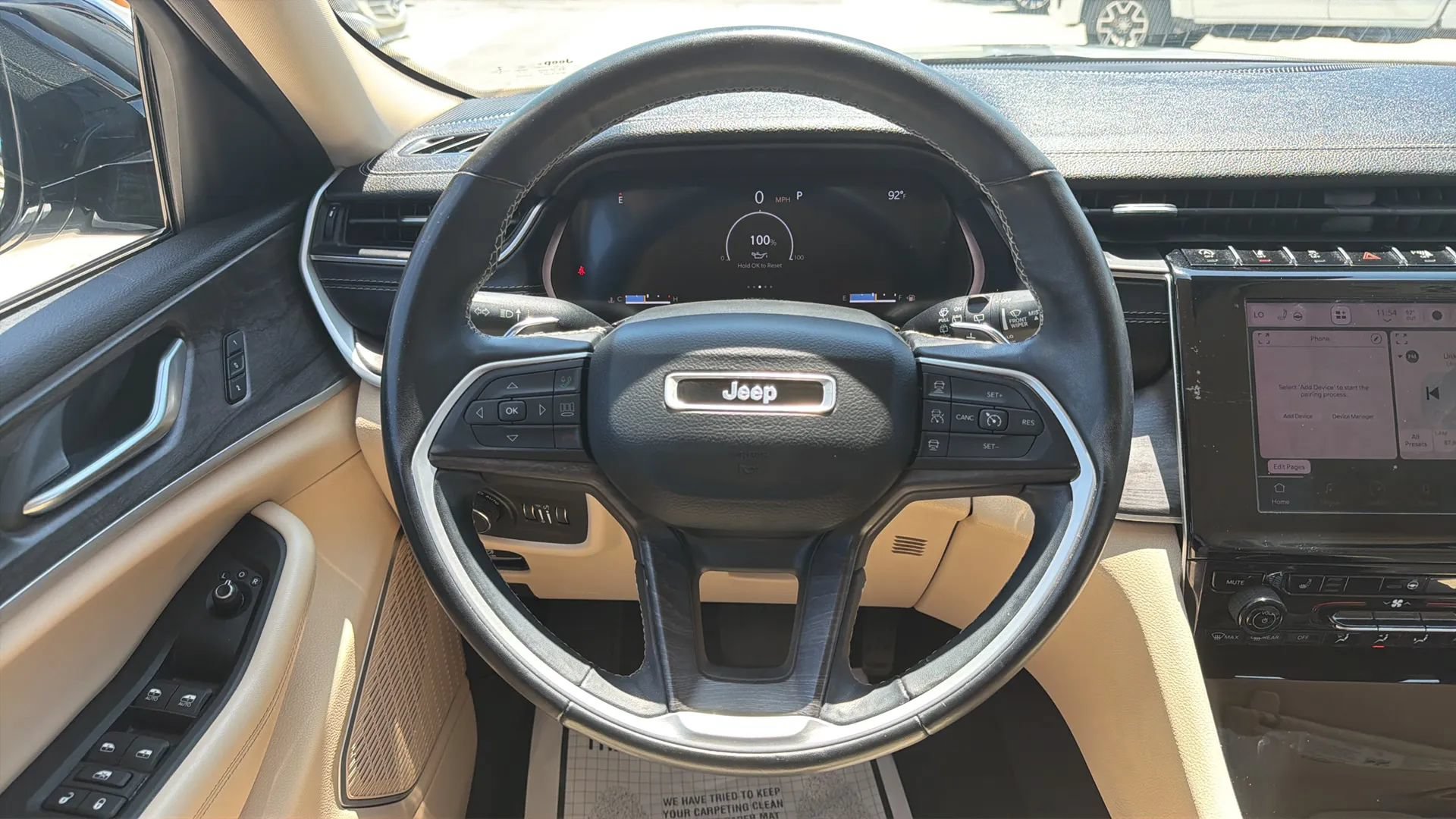 Used 2022 Jeep Grand Cherokee L Limited RWD image 11
