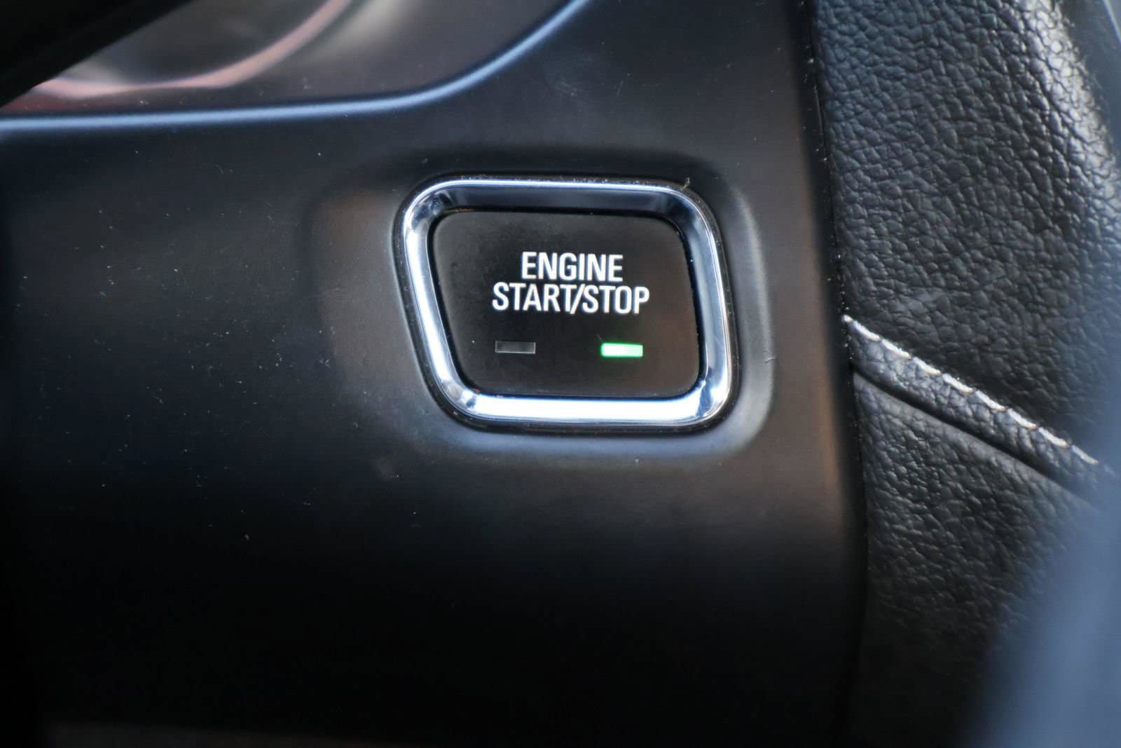 Used 2023 GMC Acadia SLT AWD/4WD image 36