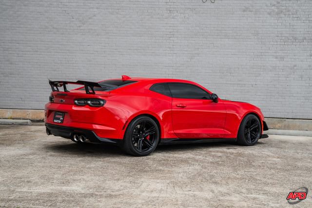 Used 2020 Chevrolet Camaro ZL1 RWD image 41