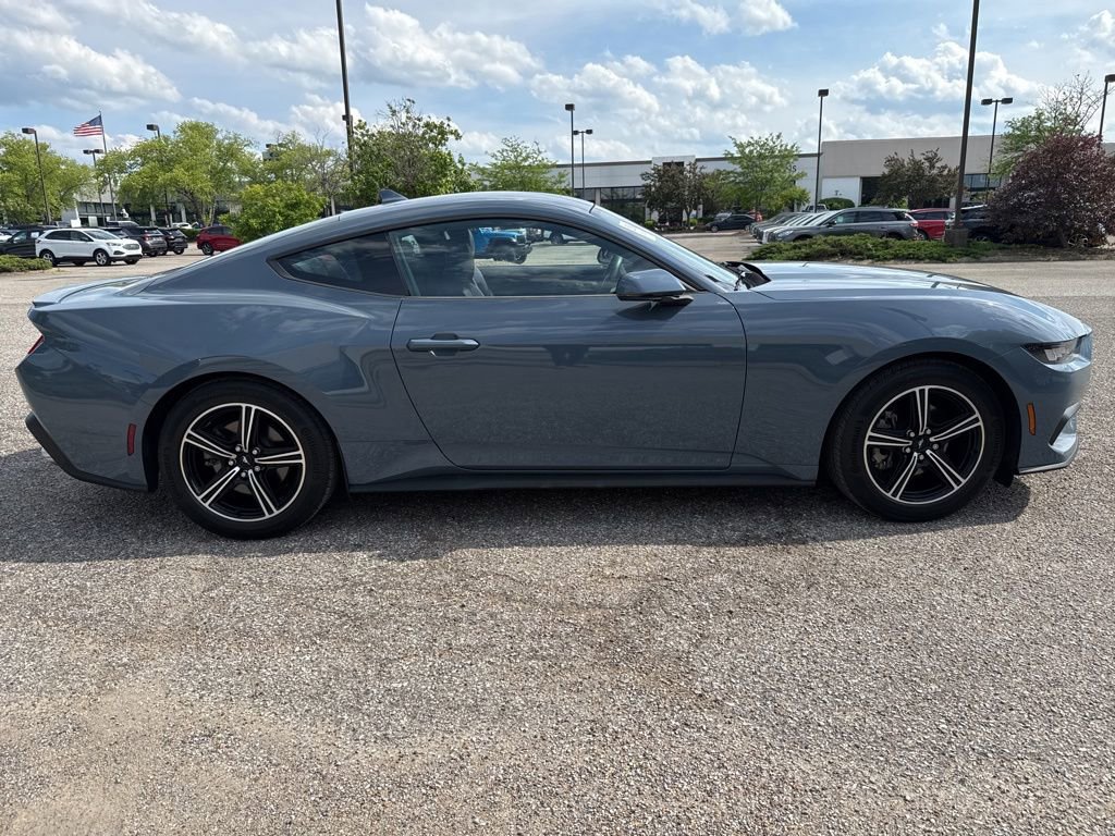 Used 2025 Ford Mustang Premium RWD image 12