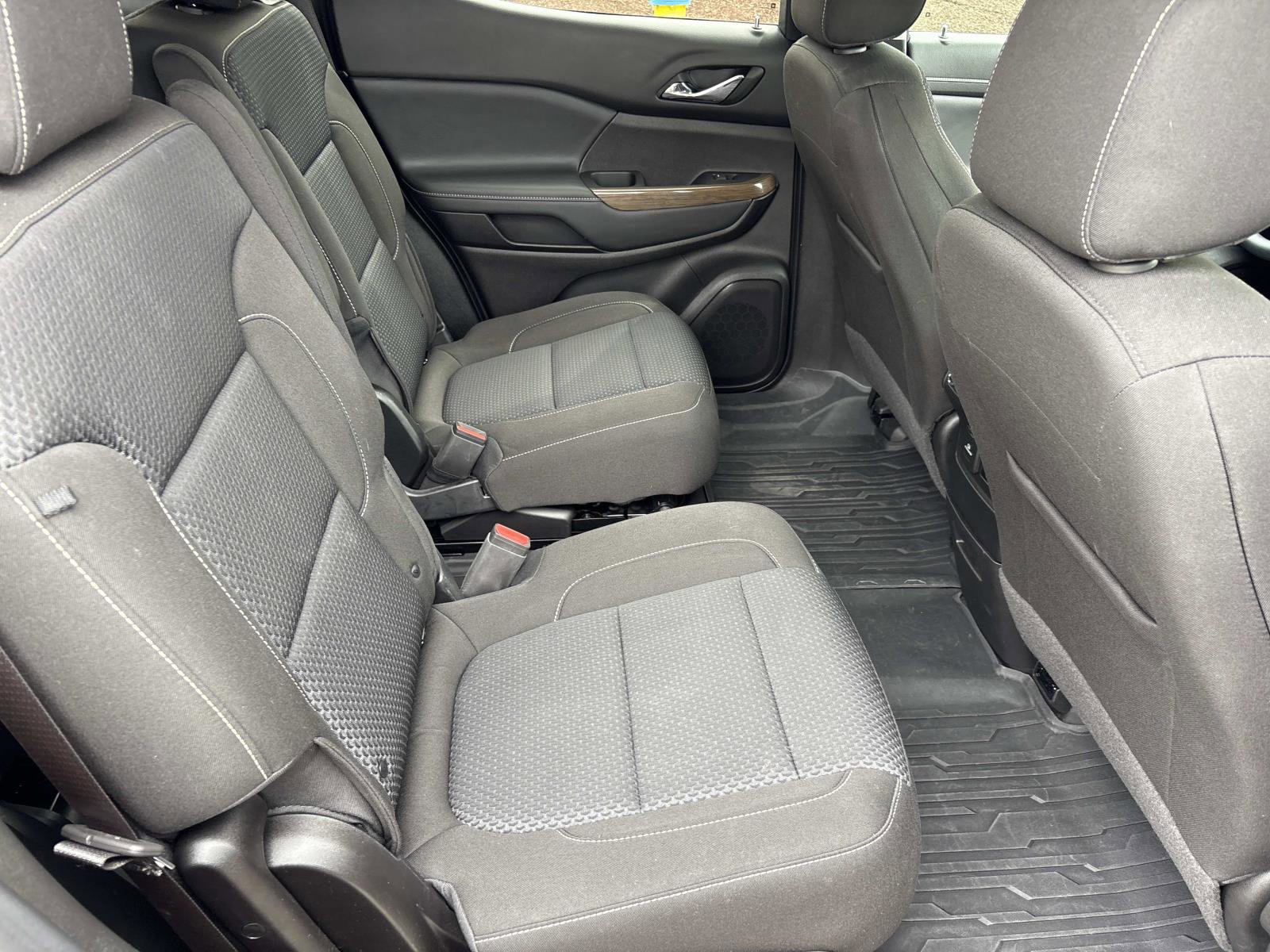 Certified 2023 GMC Acadia SLE w/ Driver Convenience Package FWD image 35