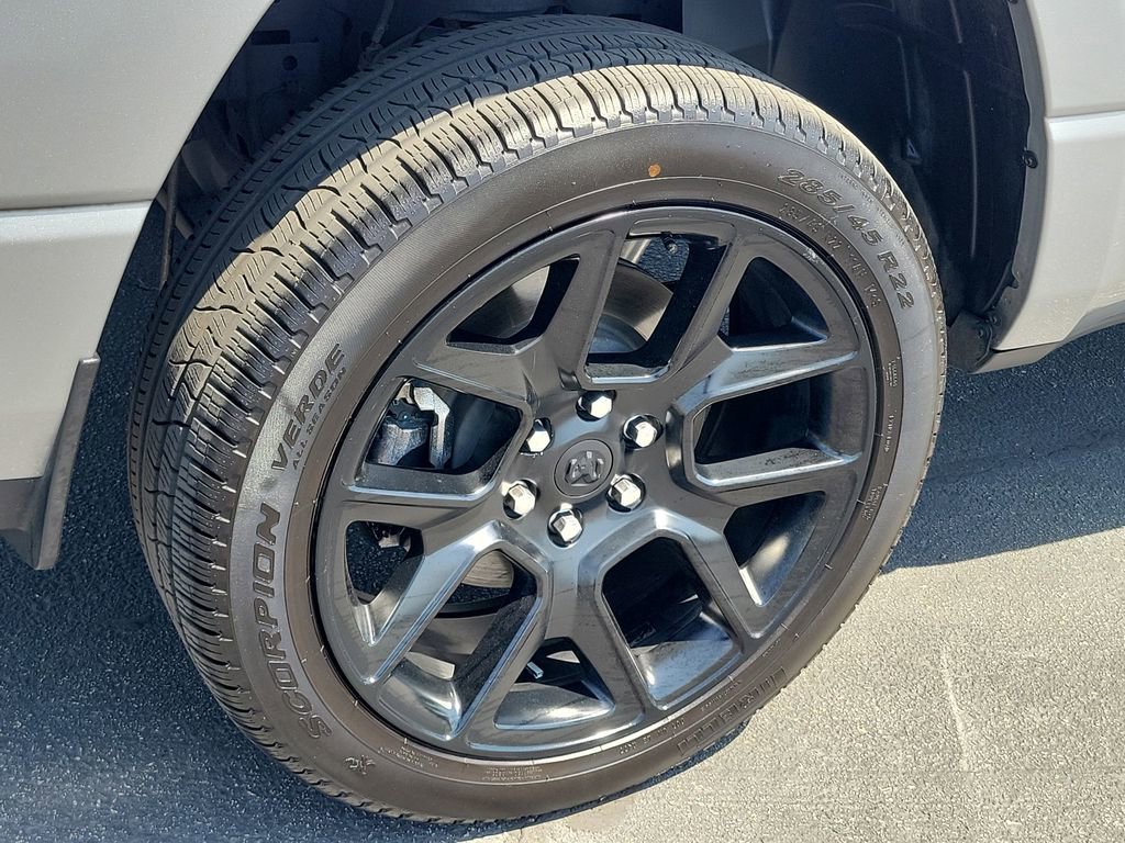 Used 2023 RAM 1500 Laramie AWD/4WD image 32