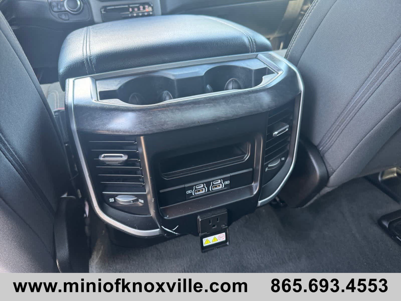 Used 2022 RAM 1500 Big Horn AWD/4WD image 13