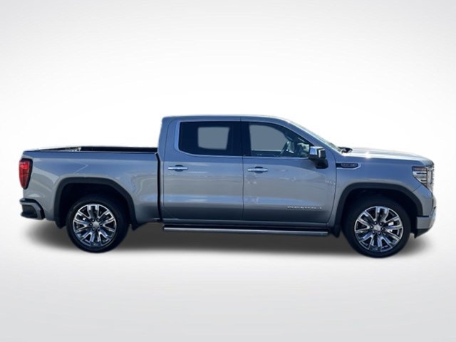 Used 2024 GMC Sierra 1500 Denali w/ Denali Reserve Package AWD/4WD image 12