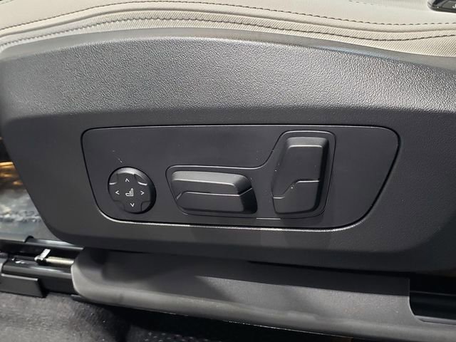 New 2026 BMW X1 xDrive28i w/ Technology Package image 18