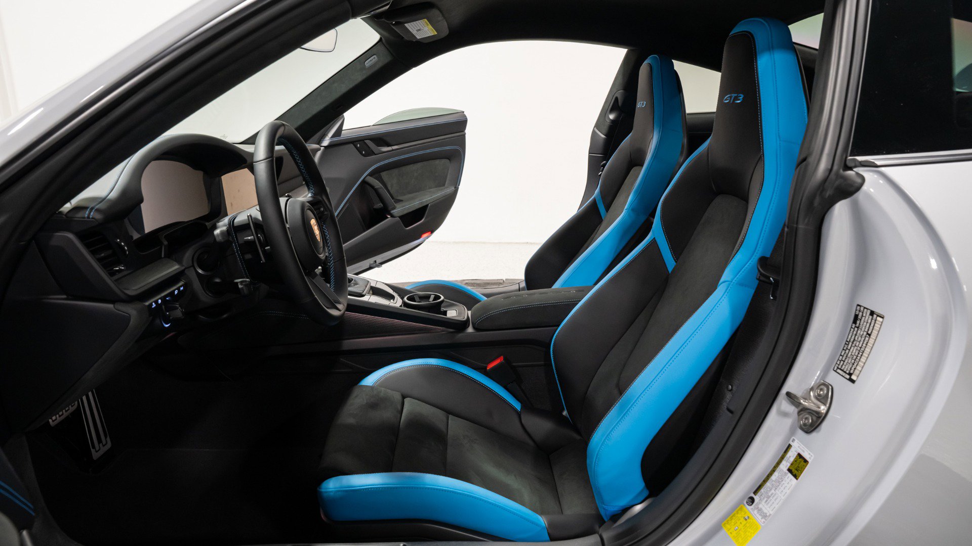 Used 2026 Porsche 911 GT3 image 33