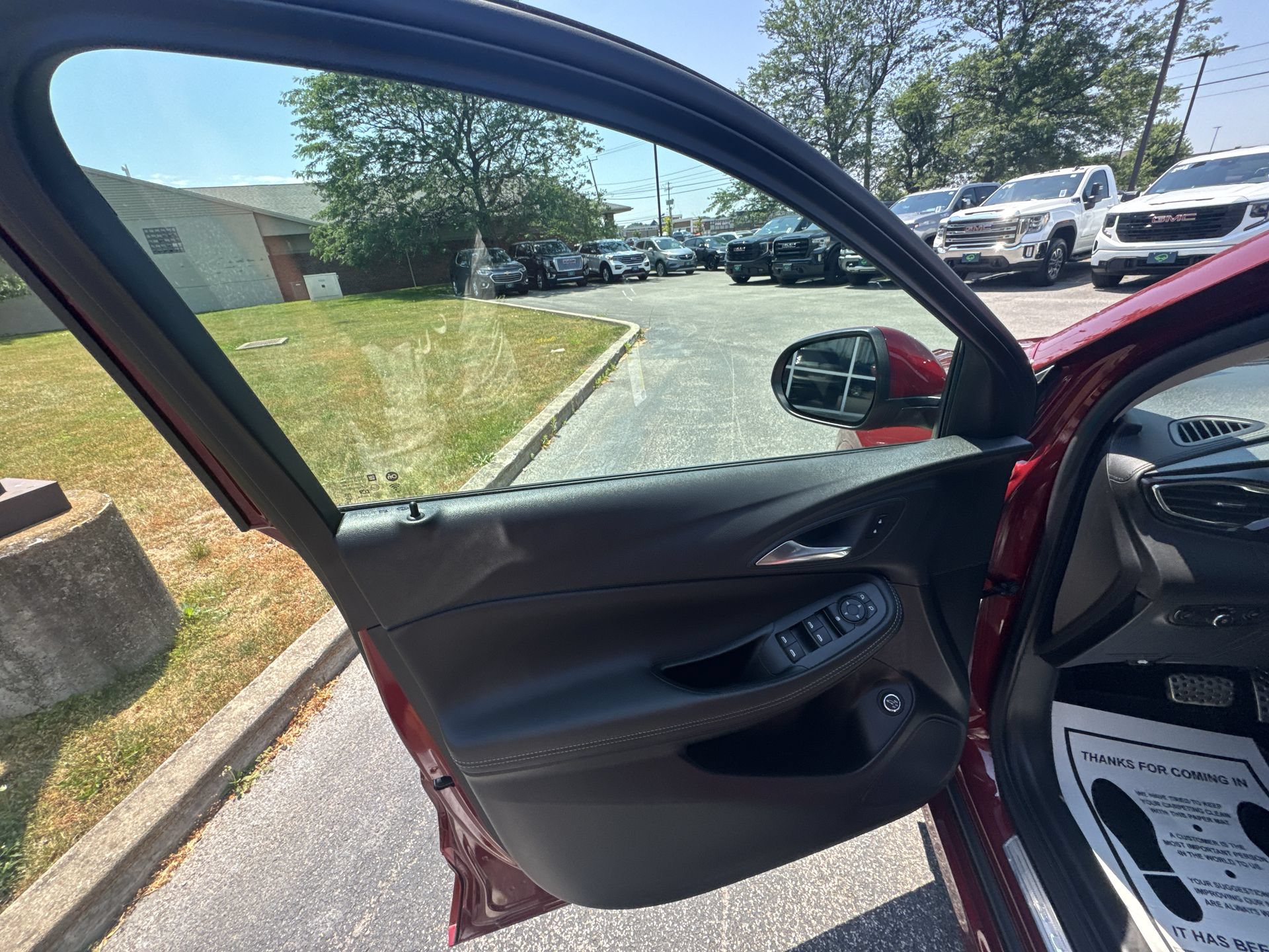 Certified 2023 Buick Encore GX Select w/ Sport Touring Package FWD image 22