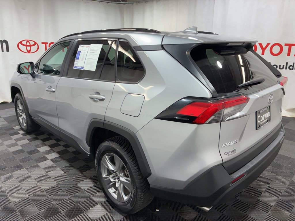 Used 2023 Toyota RAV4 XLE AWD/4WD image 5