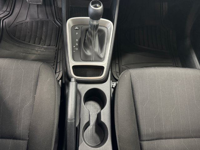 Used 2022 Hyundai Venue SE FWD image 16