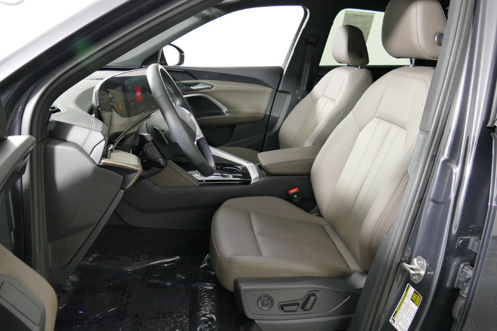 Certified 2025 Audi Q5 Premium w/ Convenience Package AWD/4WD image 10