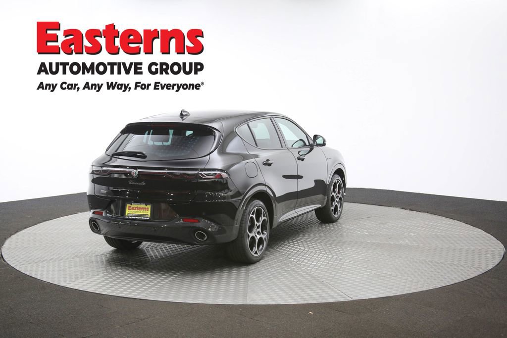 Used 2024 Alfa Romeo Tonale Veloce w/ Active Assist Package image 37