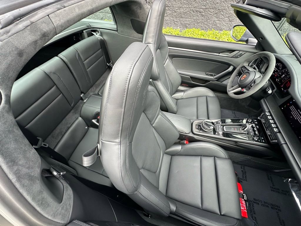 Certified 2026 Porsche 911 Targa 4 GTS image 40