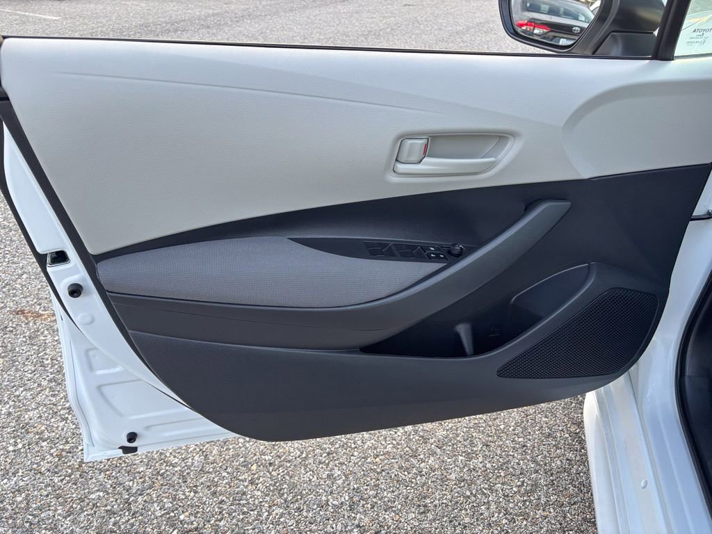 Used 2024 Toyota Corolla LE image 14