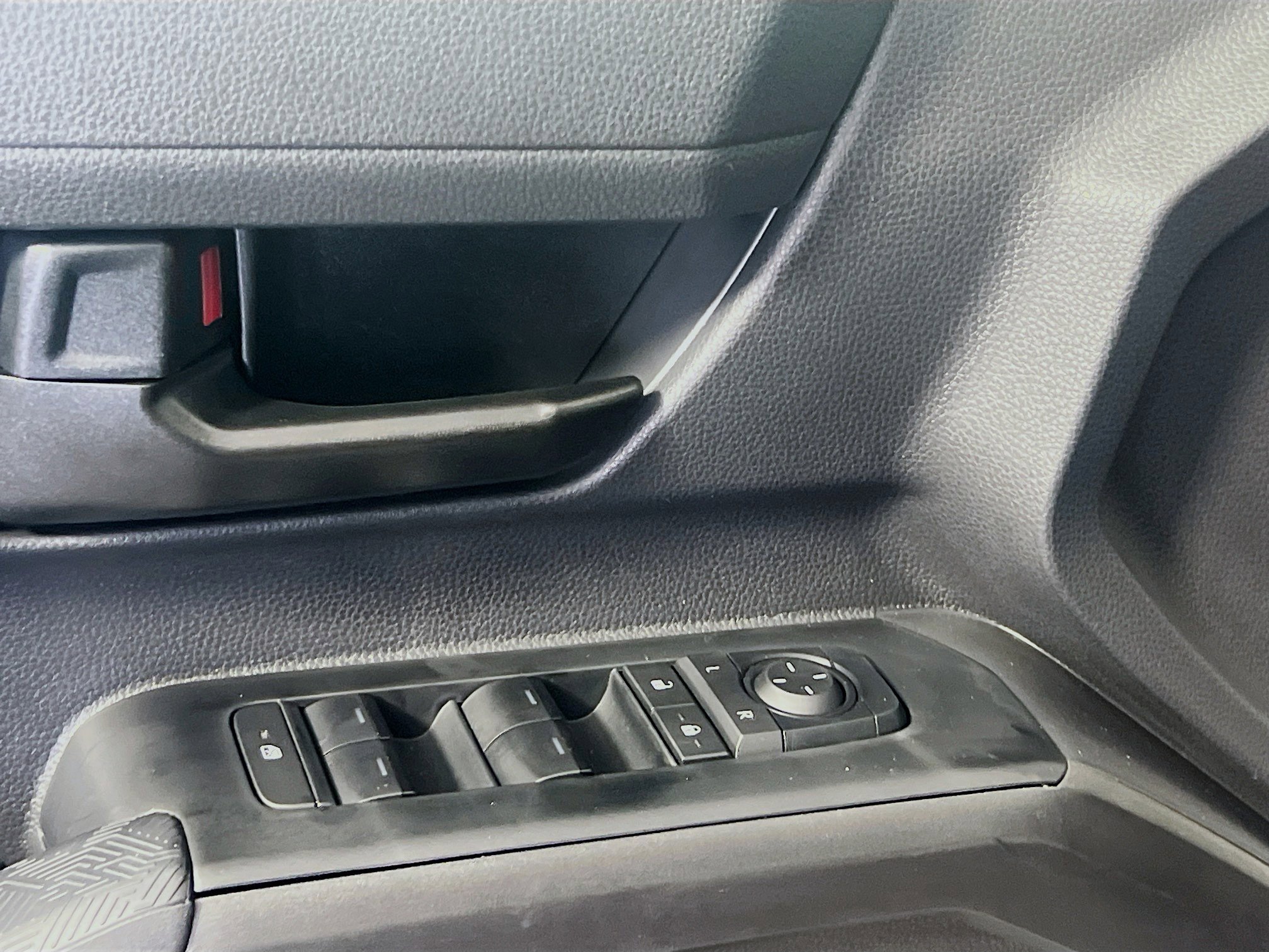 New 2025 Toyota Tacoma SR5 image 16