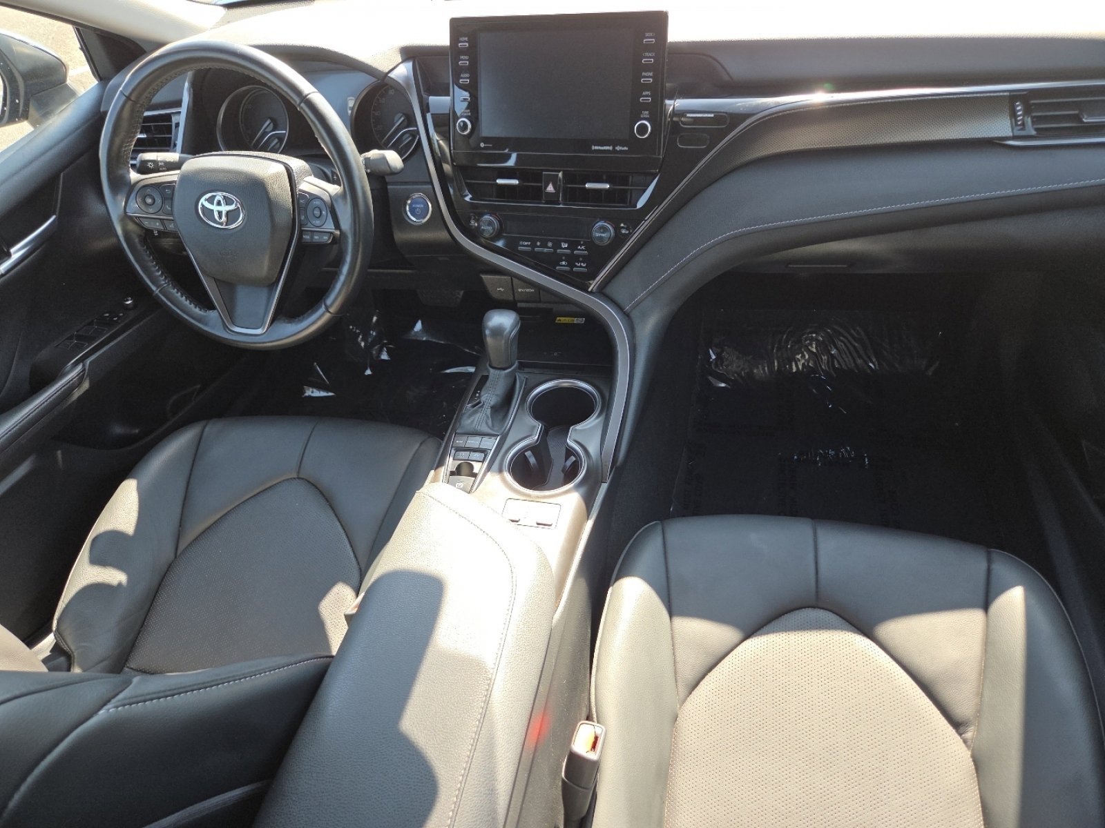 Used 2023 Toyota Camry XSE w/ Cold Weather Package image 27