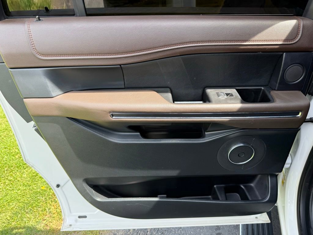 Used 2020 Ford Expedition Max King Ranch AWD/4WD image 28