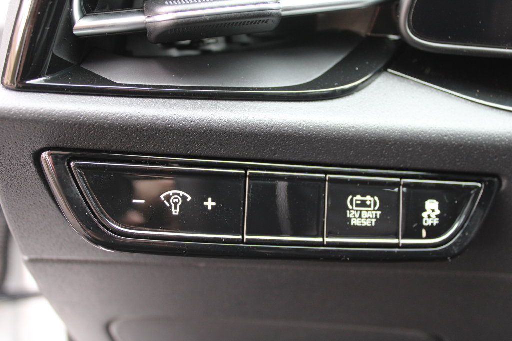 New 2026 Kia Niro EX FWD image 22