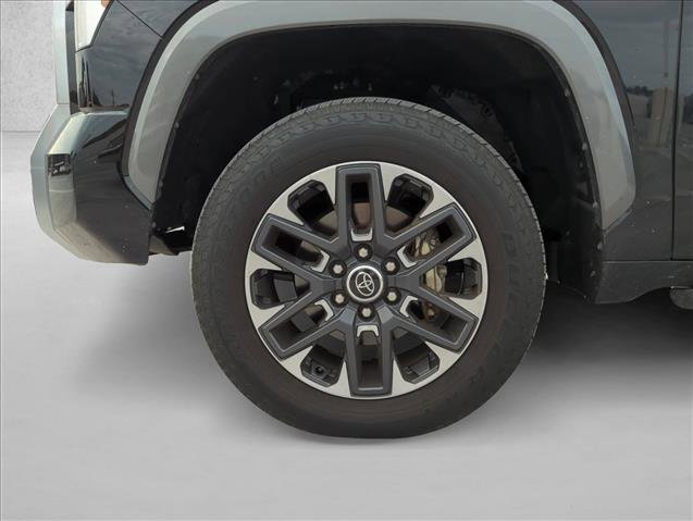 Used 2023 Toyota Tundra Limited image 9