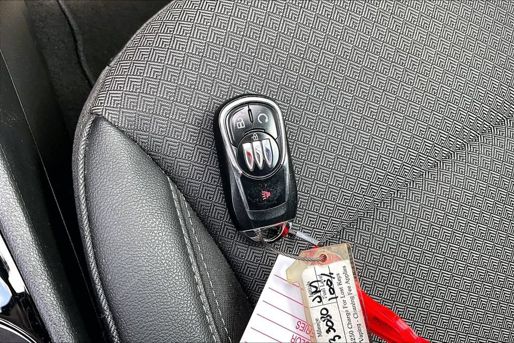 Used 2025 Buick Encore GX Preferred FWD image 36