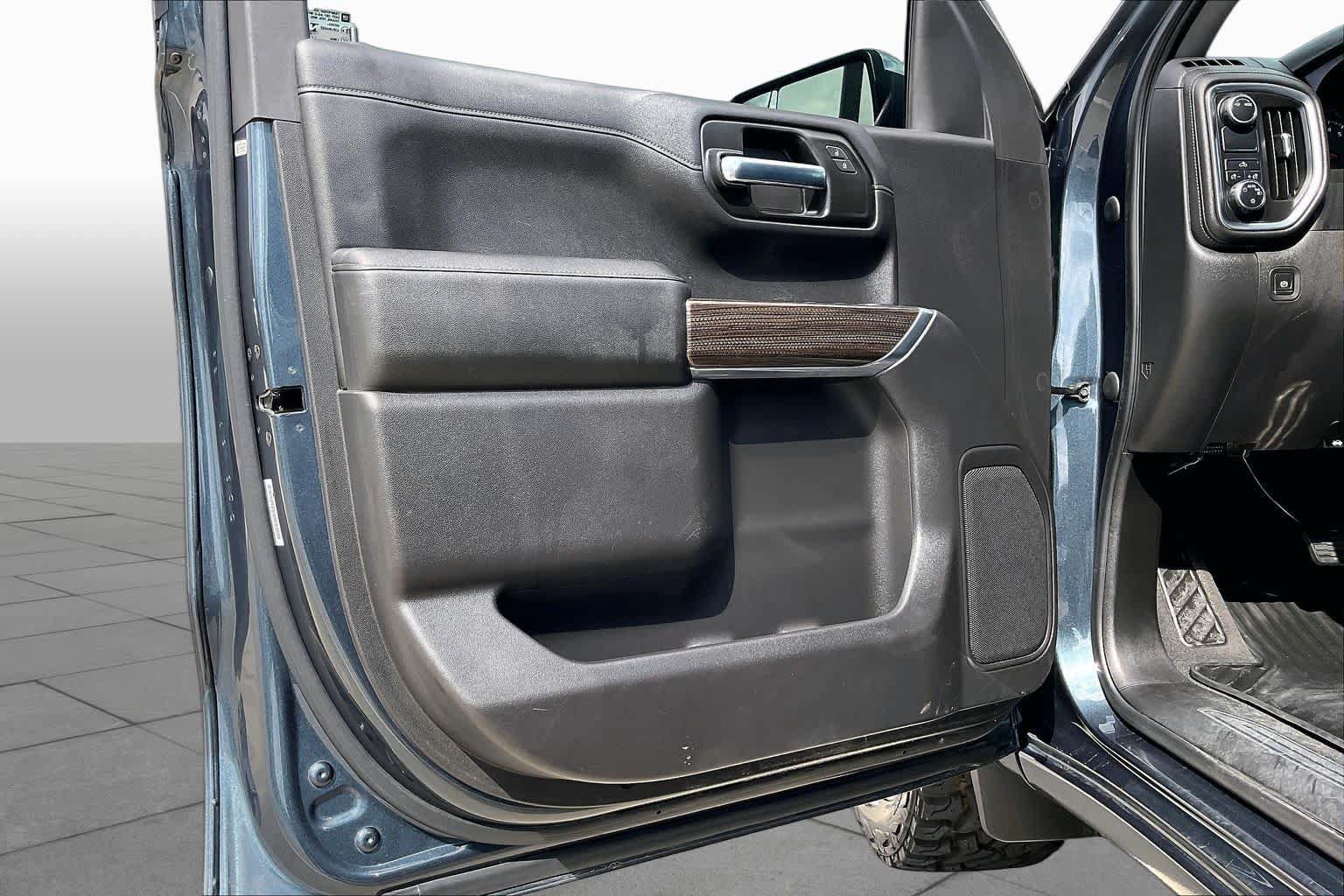 Used 2020 Chevrolet Silverado 1500 LT w/ Texas Edition RWD image 21
