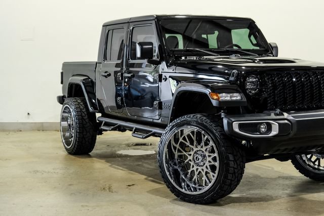 Used 2023 Jeep Gladiator Sport AWD/4WD image 21