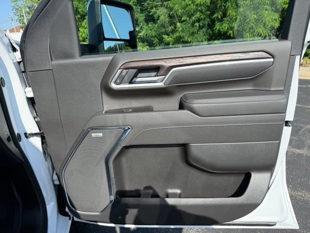 New 2026 GMC Sierra 2500 SLT w/ SLT Convenience Package AWD/4WD image 28